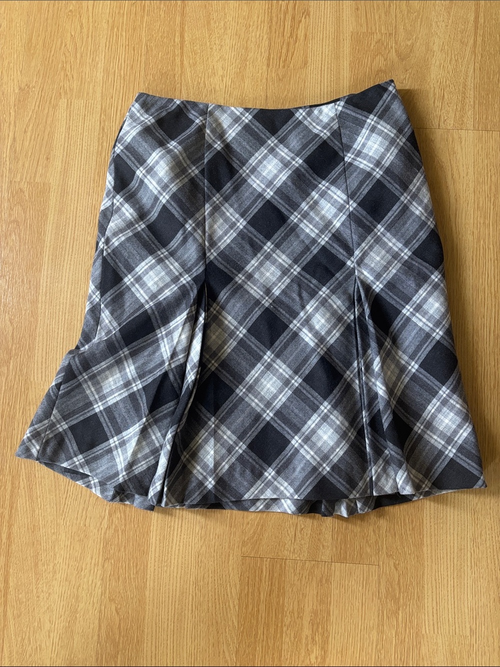Anne Klein Black and Gray Plaid A-Line Skirt